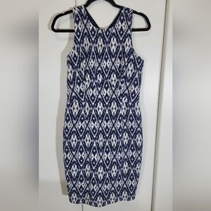 Single Dress Blue/White Elegant Size 6